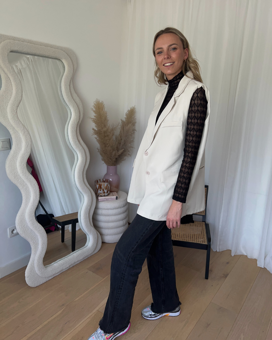 Amelie split blazer beige